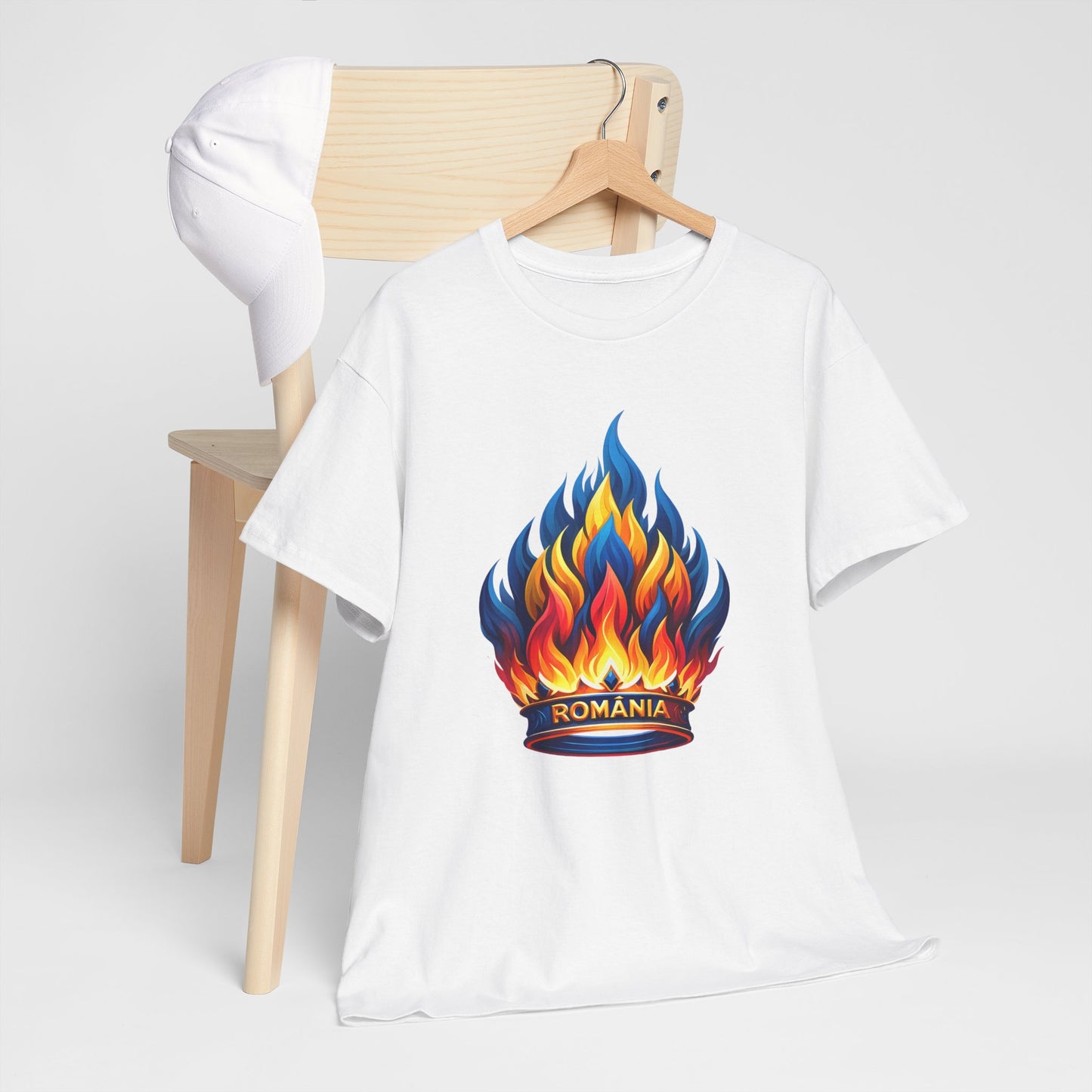 Unisex T-shirt with crown - Romania