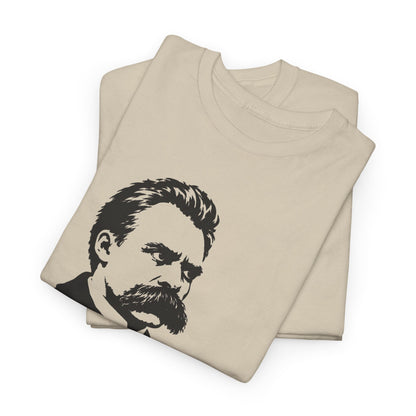 Unisex T-Shirt mit Zitat - Friedrich Nietzsche - Was mich nicht umbringt