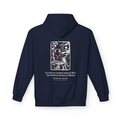 Unisex Fleece Hoodie mit Zitat - Heine - Ich weiß, sie tranken heimlich Wein Holzschnitt – back