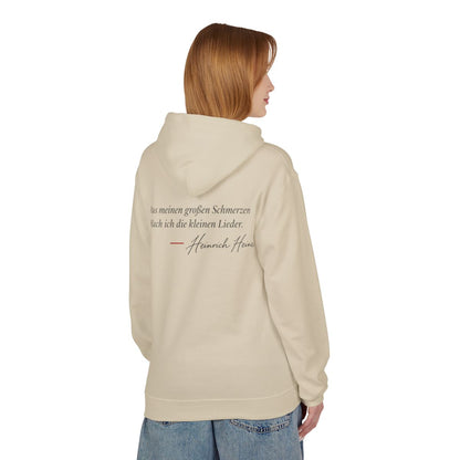 Unisex Fleece Hoodie mit Zitat - Heine - Aus meinen großen Schmerzen – person-1-back