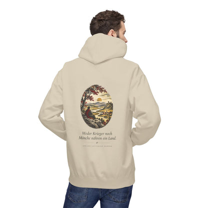 Unisex Fleece Hoodie mit Zitat - Herder - Weder Krieger noch Mönche nähren ein Land – person-2-back