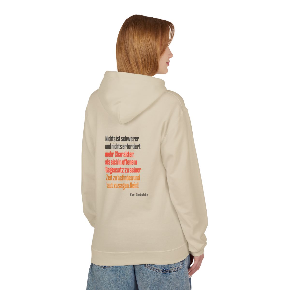 Unisex Fleece Hoodie mit Zitat - Tucholsky - Laut Nein sagen – person-1-back
