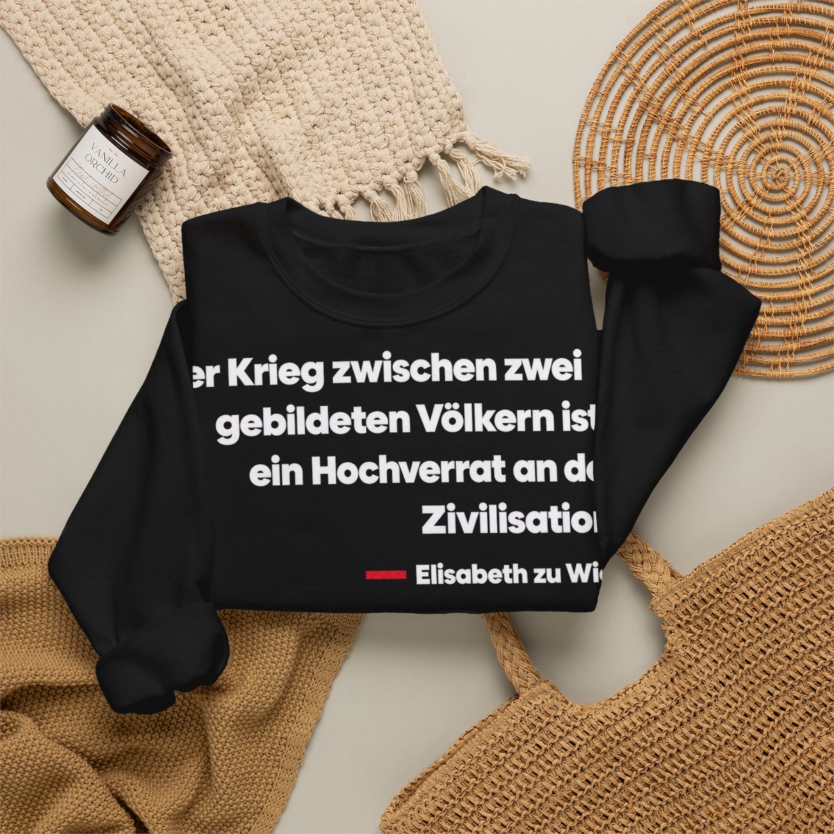 Unisex Sweatshirt mit Zitat - Wied - Der Krieg zwischen zwei gebildeten – folded-2