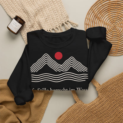 Unisex Sweatshirt mit Zitat - Goethe - Tiefe Stille herrscht im Wasser Linien – folded-2