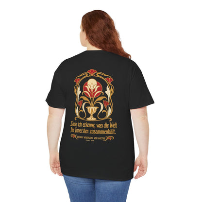 Unisex T-Shirt mit Zitat - Goethe - Dass ich erkenne, was die Welt (Druck hinten) – person-5-back
