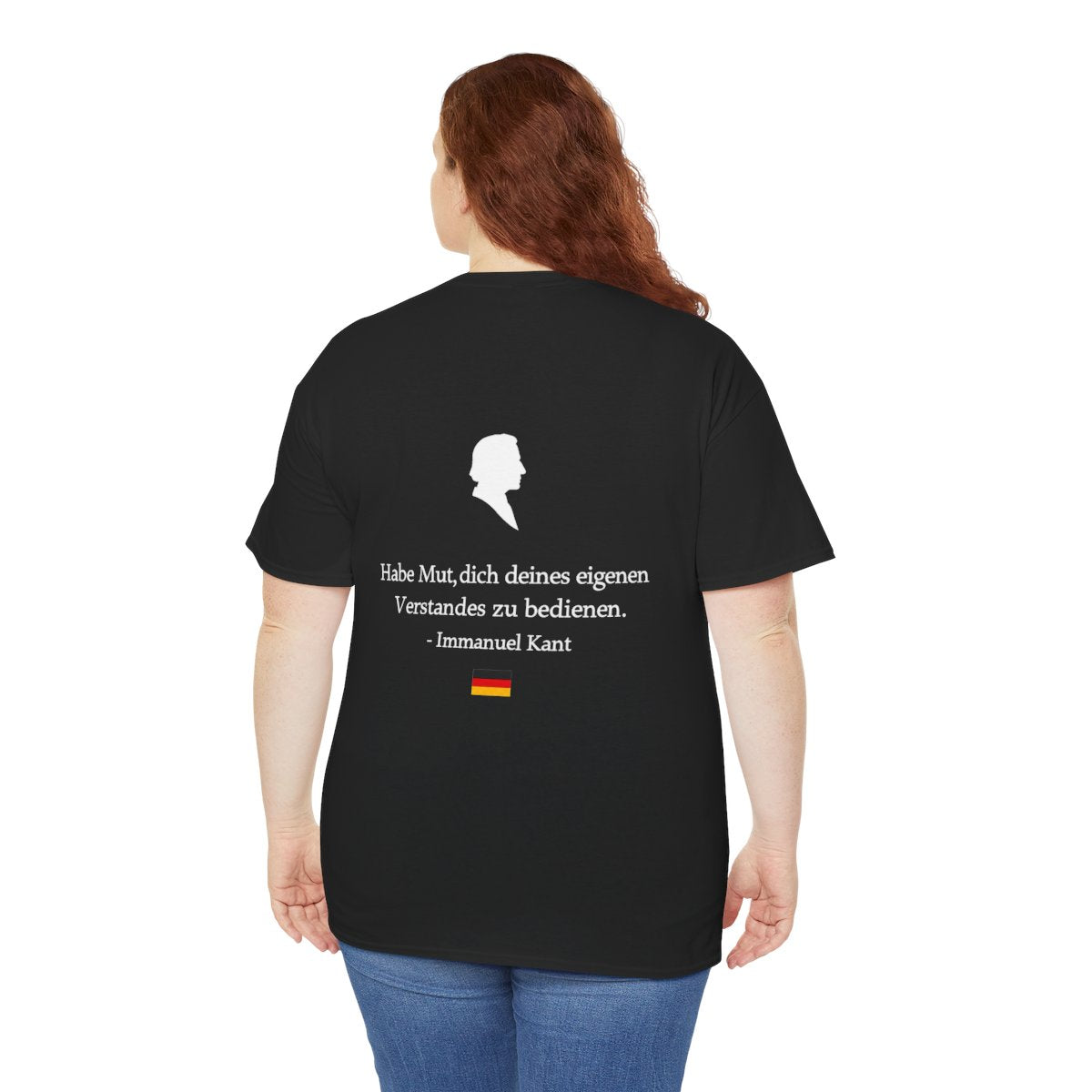 Unisex T-Shirt mit Zitat - Kant - Habe Mut Silhouette (Druck hinten) – person-5-back
