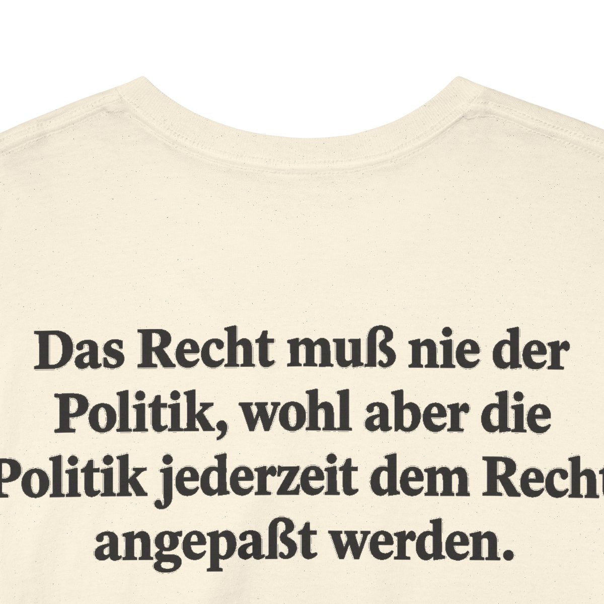 Unisex T-Shirt mit Zitat - Kant - Das Recht muß nie Symbol (Druck hinten) – back-collar-closeup