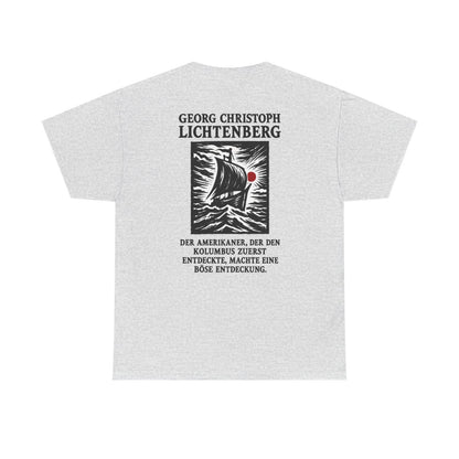 Unisex T-Shirt mit Zitat - Lichtenberg - Der Amerikaner (Druck hinten) – back