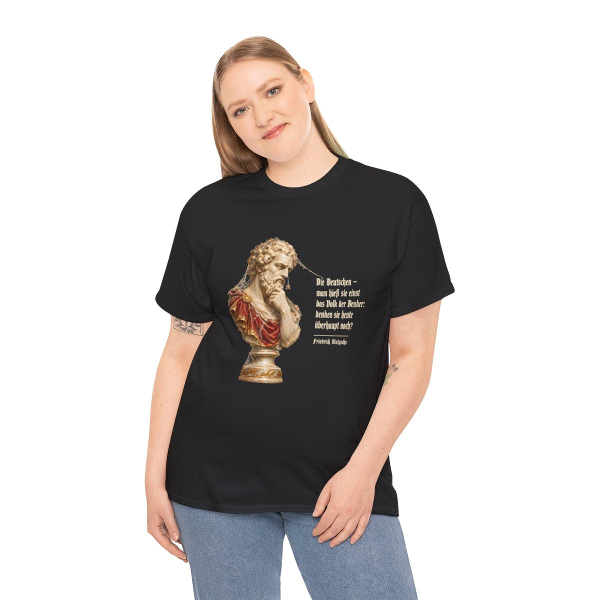 Unisex T-Shirt mit Zitat - Nietzsche - Volk der Denker – person-2