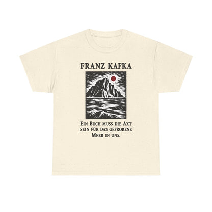 Unisex T-Shirt mit Zitat - Kafka - Ein Buch muss die Axt Holzschnitt – front