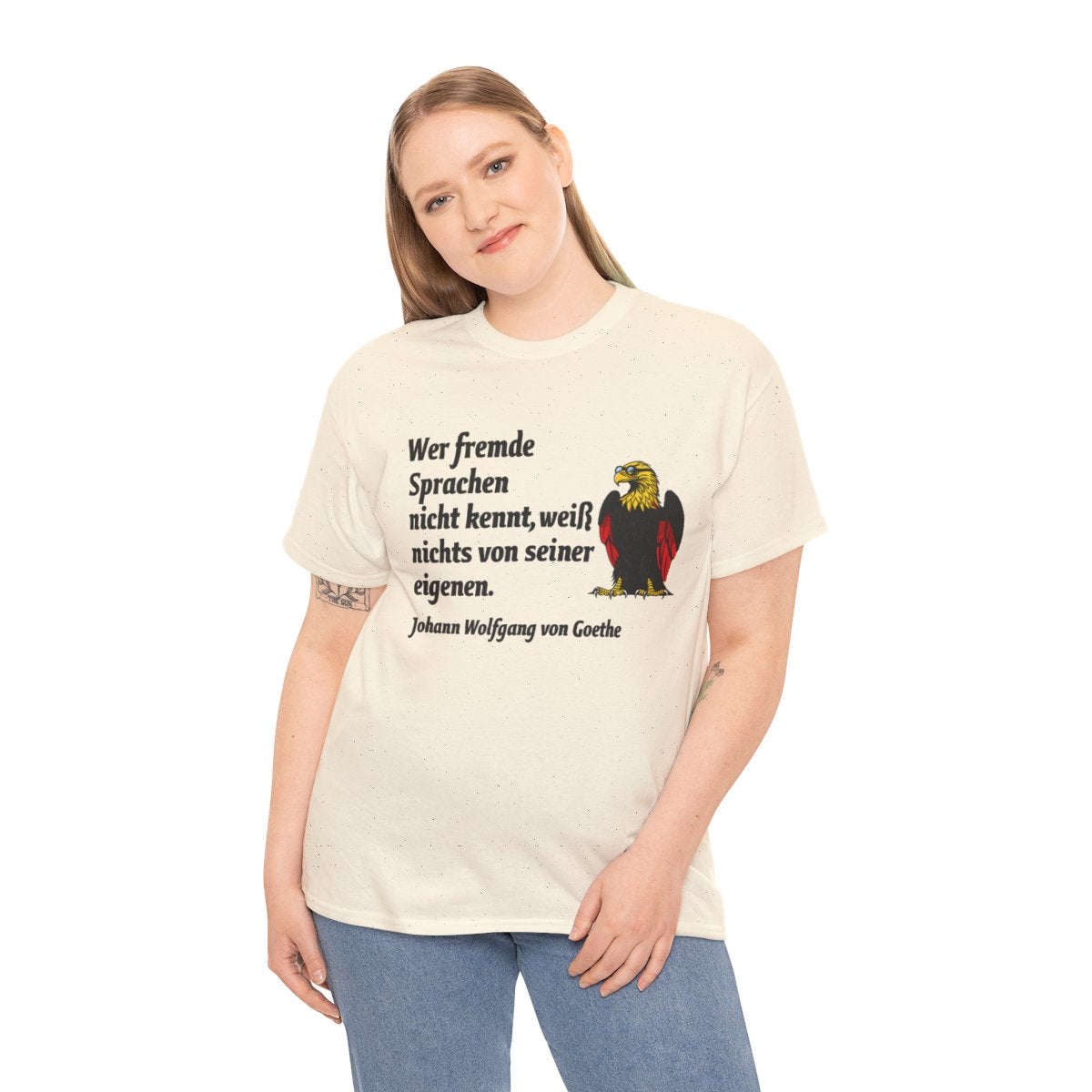 Unisex T-Shirt mit Zitat - Goethe - Fremde Sprachen – person-2