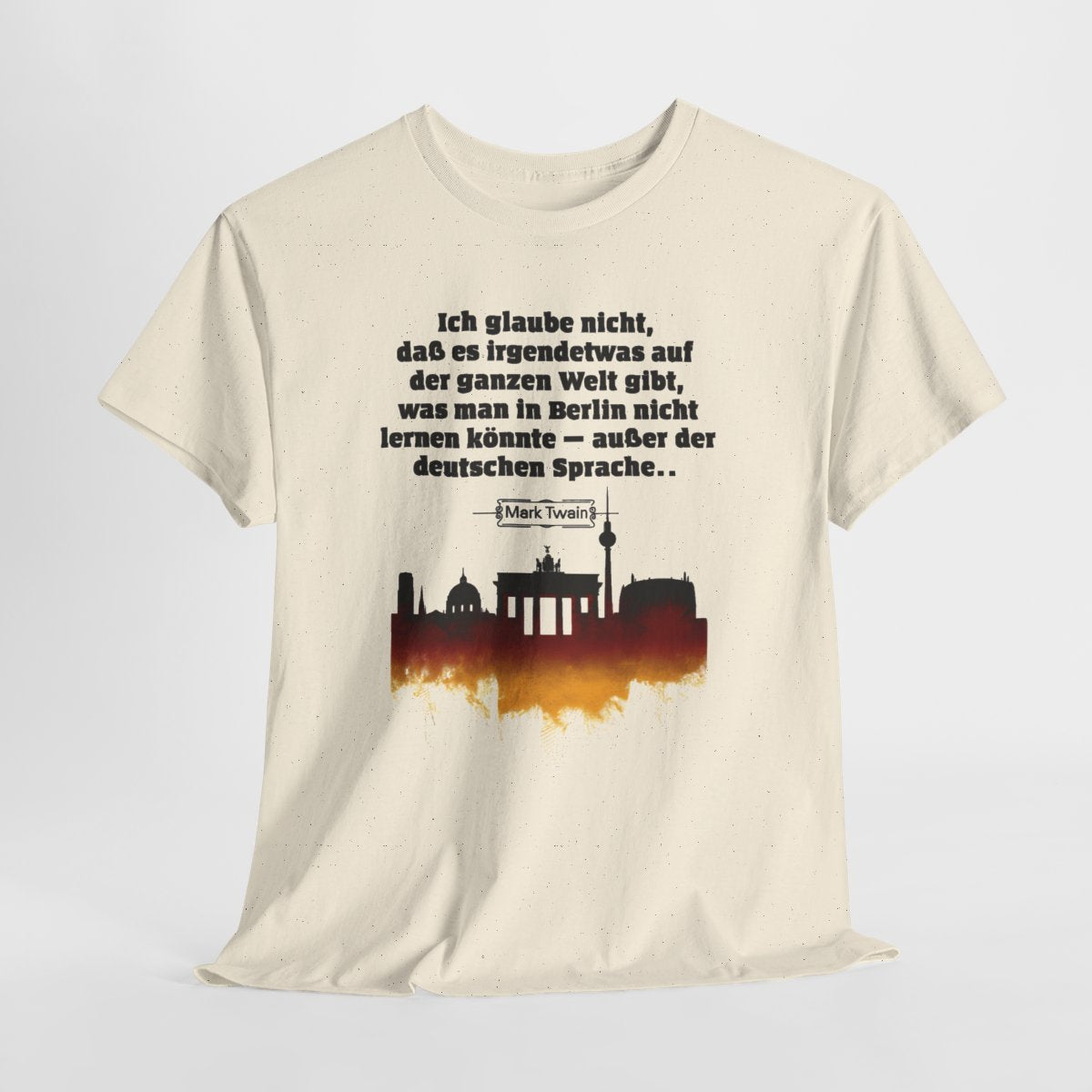 Unisex T-Shirt mit Zitat - Twain - Berlin und die deutsche Sprache – hanging-1