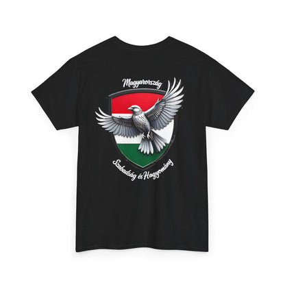 Unisex T-Shirt mit Falken und Spruch - Ungarn – back-2